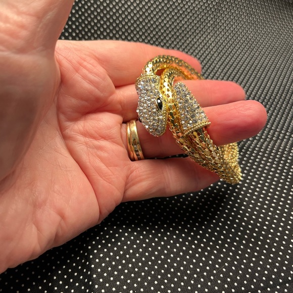 2296-ATT Inlaid Rhinestone Gold Tone Snake Bangle Bracelet - Picture 11 of 12